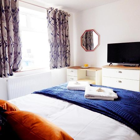קאמברידג' Modern, Well Located En-Suite Rooms With Parking - Orbitat Accommodations מראה חיצוני תמונה