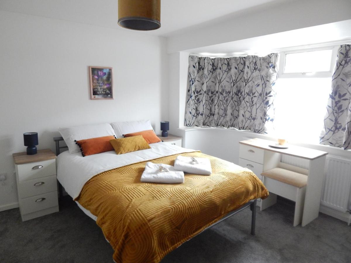 קאמברידג' Modern, Well Located En-Suite Rooms With Parking - Orbitat Accommodations מראה חיצוני תמונה
