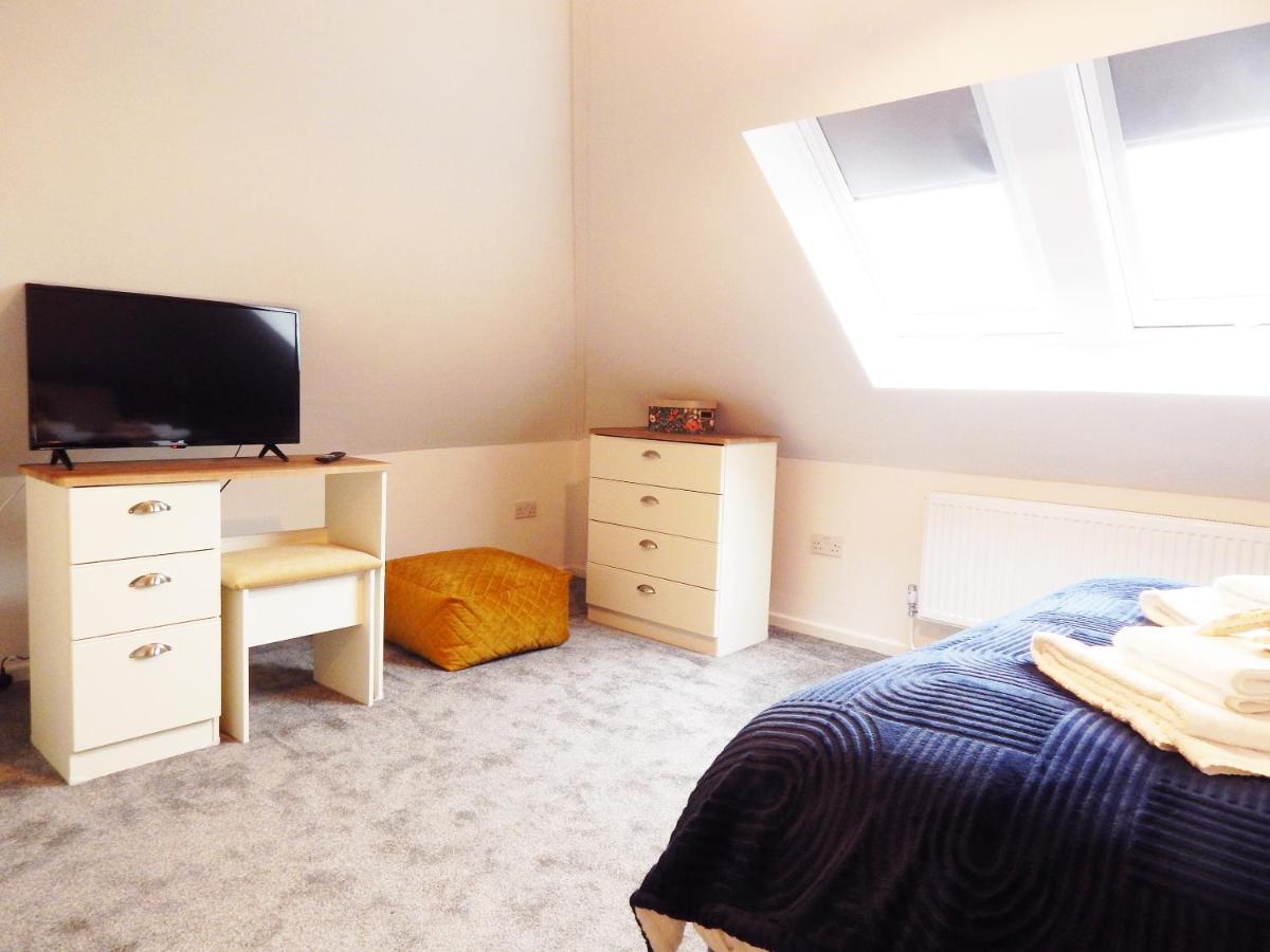 קאמברידג' Modern, Well Located En-Suite Rooms With Parking - Orbitat Accommodations מראה חיצוני תמונה