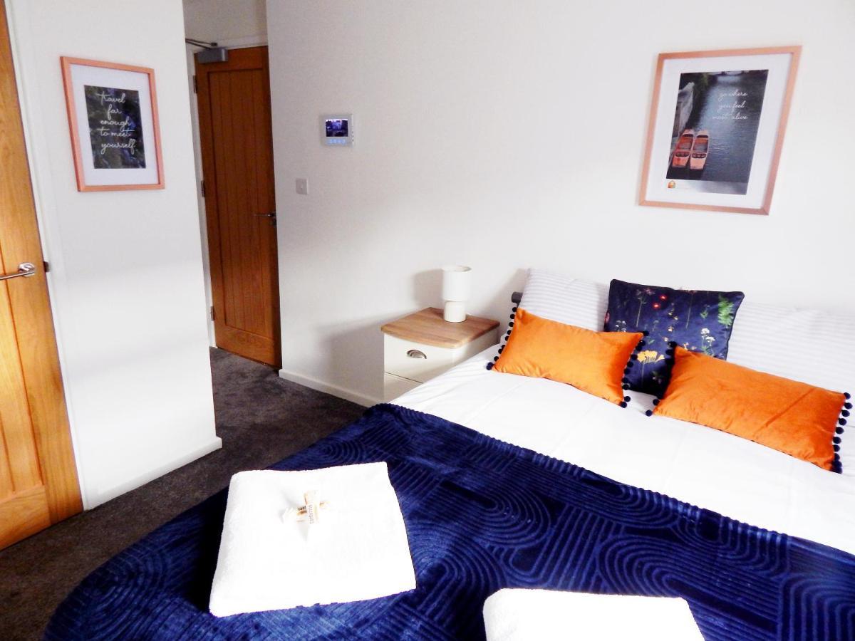 קאמברידג' Modern, Well Located En-Suite Rooms With Parking - Orbitat Accommodations מראה חיצוני תמונה